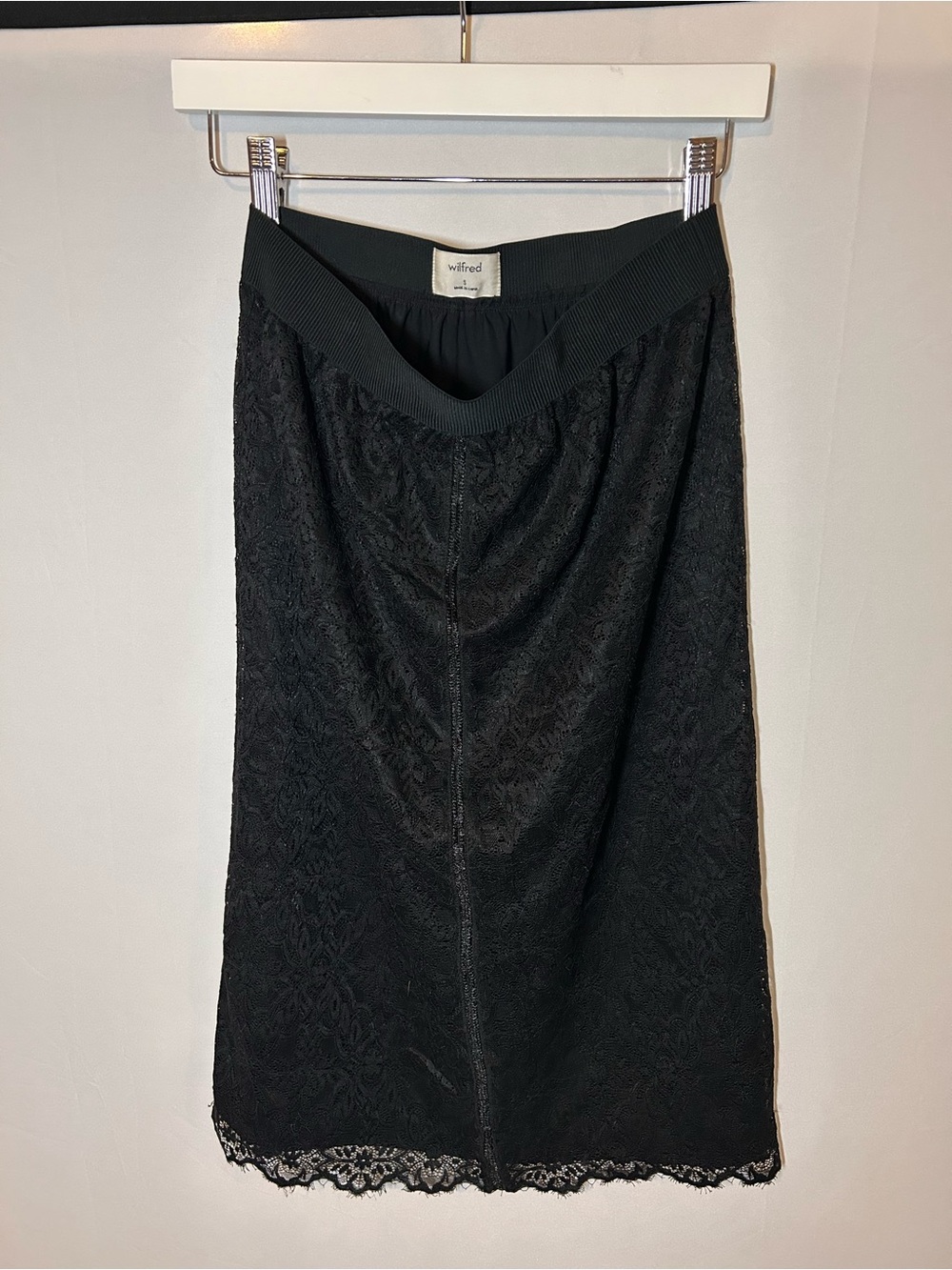 Wilfred Black Lace Pencil Skirt with Scalloped Hem